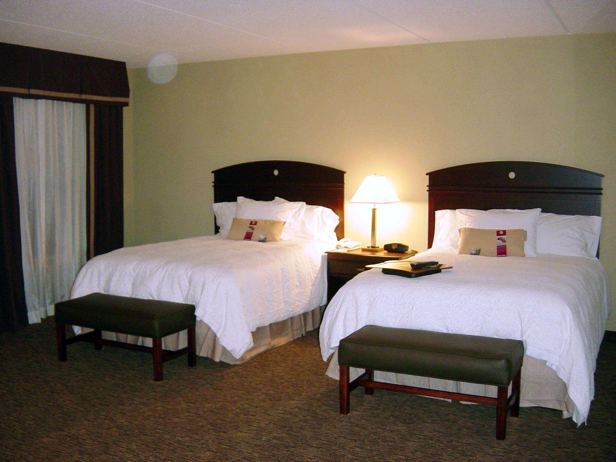Hampton Inn & Suites Burlington Zewnętrze zdjęcie