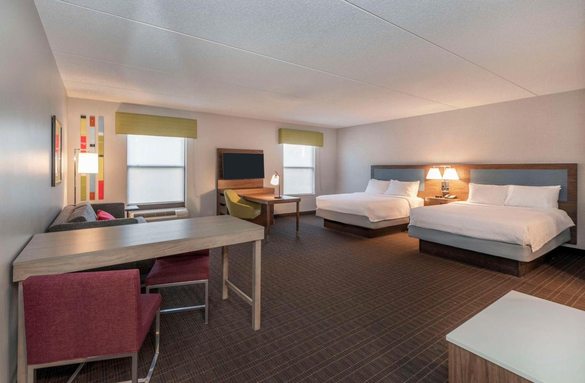 Hampton Inn & Suites Burlington Zewnętrze zdjęcie