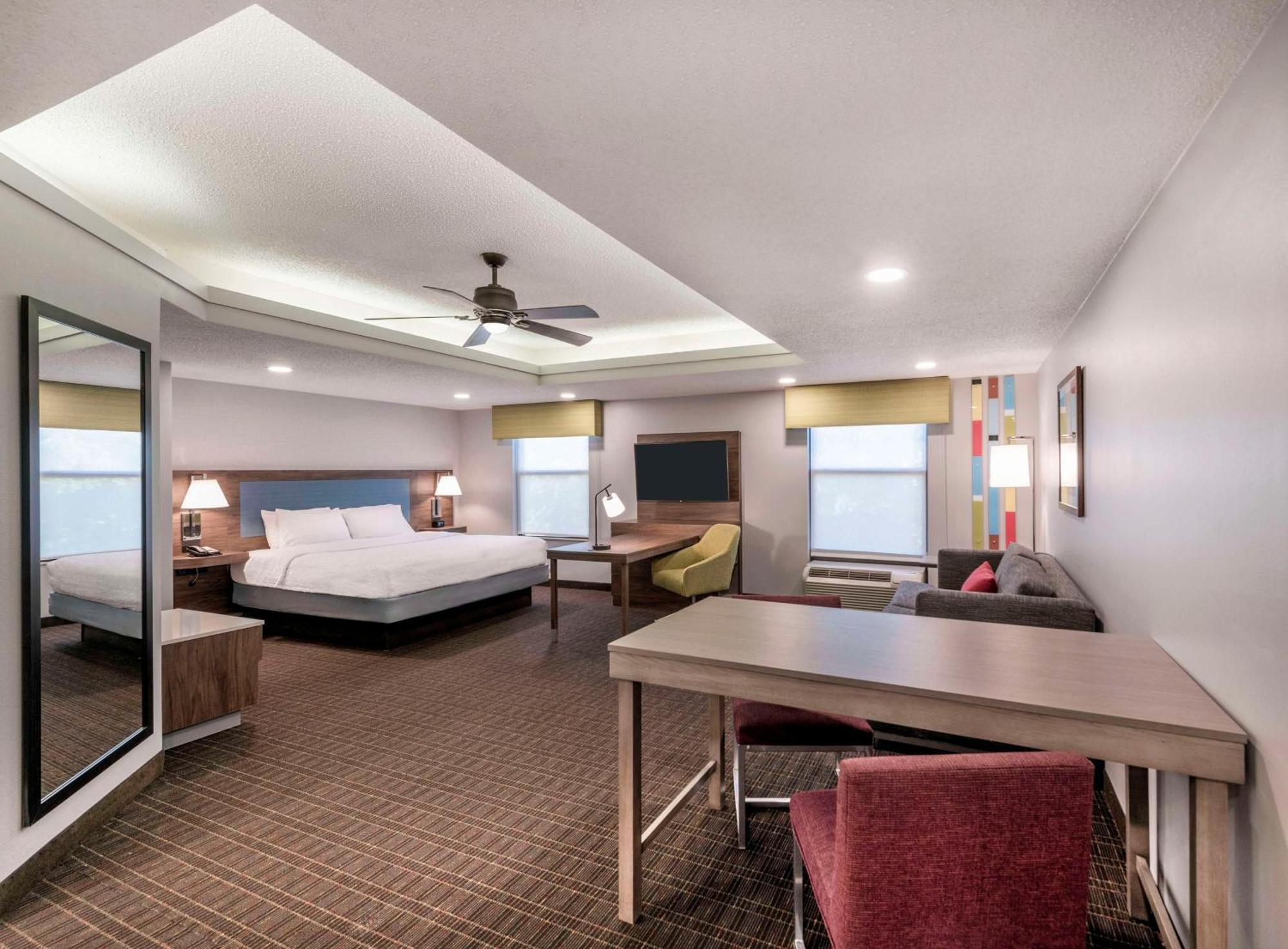 Hampton Inn & Suites Burlington Zewnętrze zdjęcie