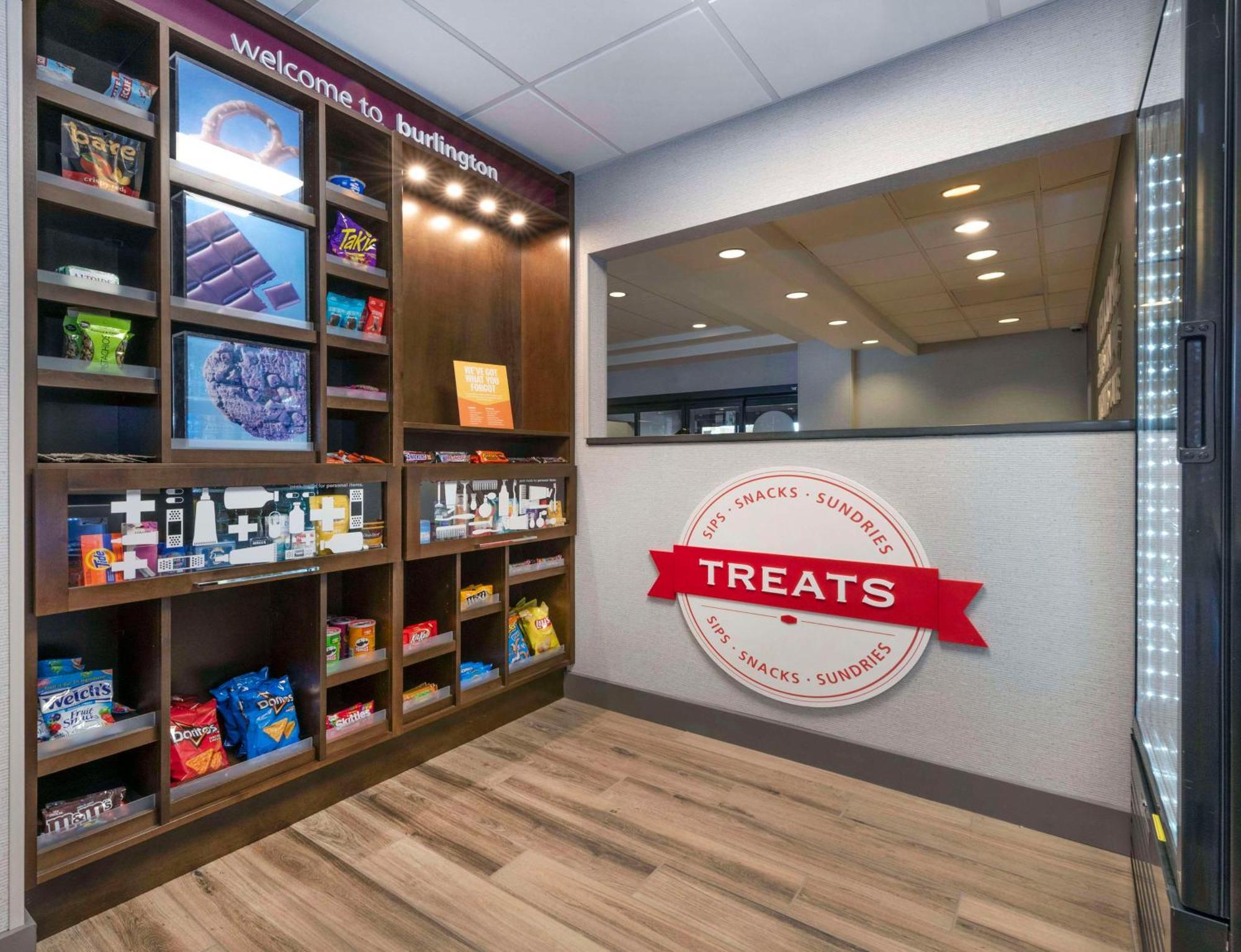 Hampton Inn & Suites Burlington Zewnętrze zdjęcie
