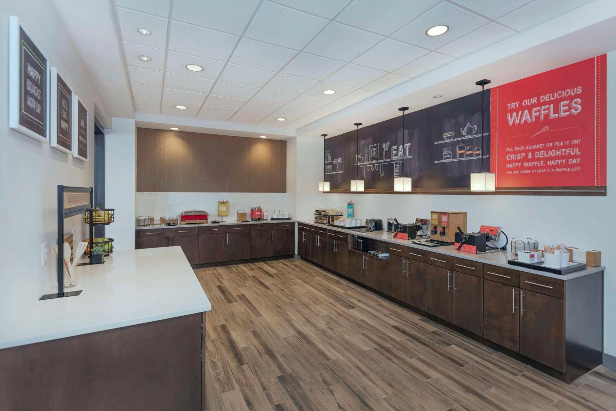 Hampton Inn & Suites Burlington Zewnętrze zdjęcie