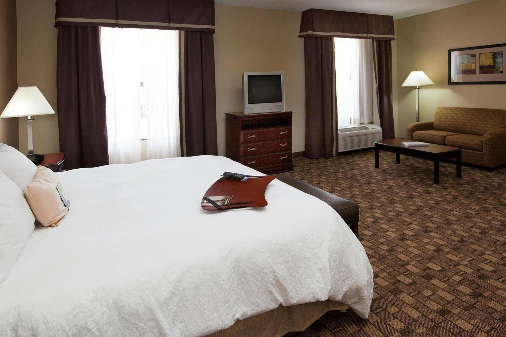 Hampton Inn & Suites Burlington Pokój zdjęcie